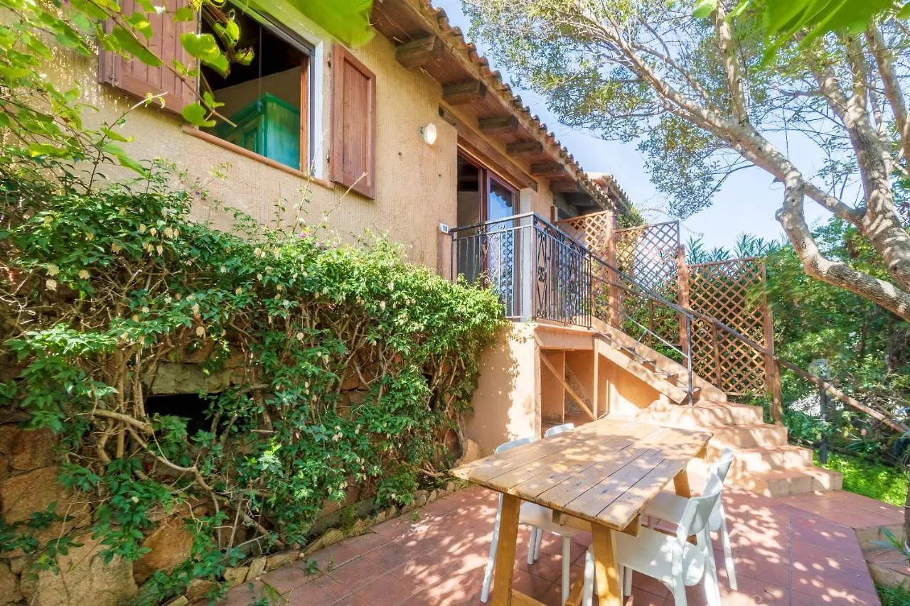 Bilocale Porto Taverna Apartment Italy